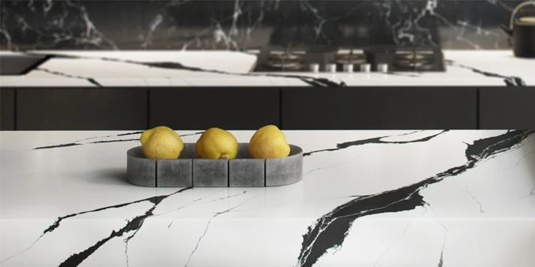 Calacatta Black Quartz 4